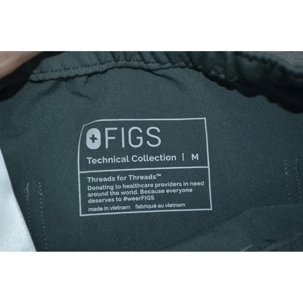 Figs Men's Cairo Cargo Scrub Pants Green Size Medium Straight Leg TM3001